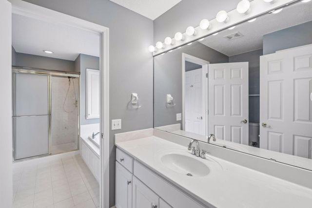 15003 Windemere Lane, Burnsville, MN 55306