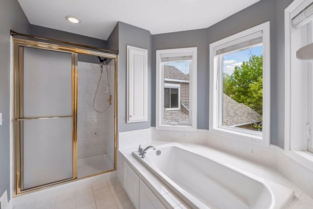 15003 Windemere Lane, Burnsville, MN 55306