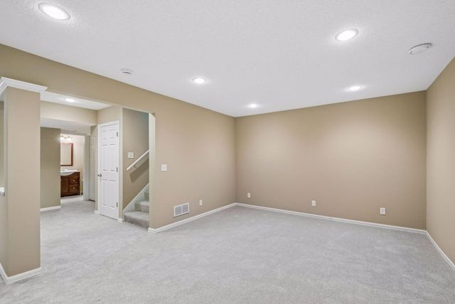 15003 Windemere Lane, Burnsville, MN 55306