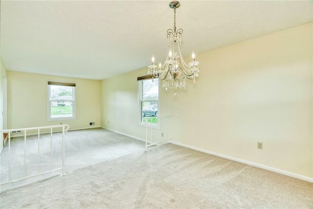 136 Chimney Hill Road, Greece, NY 14612