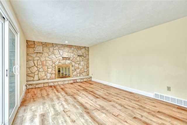 136 Chimney Hill Road, Greece, NY 14612