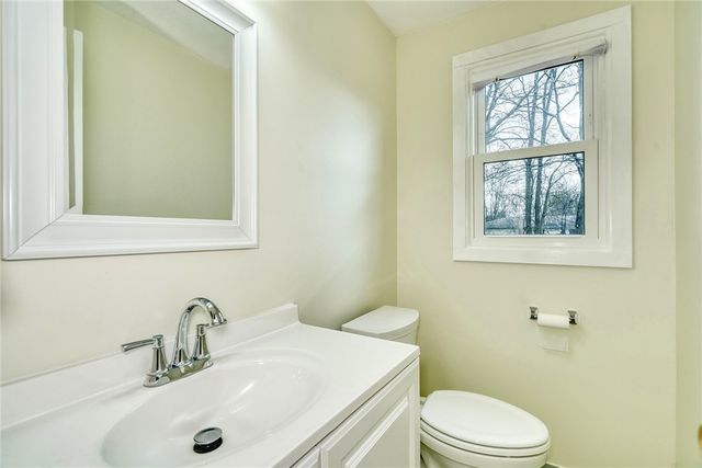 136 Chimney Hill Road, Greece, NY 14612