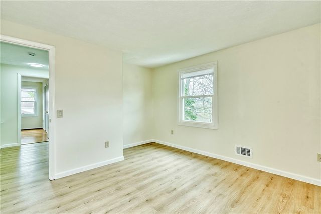 136 Chimney Hill Road, Greece, NY 14612