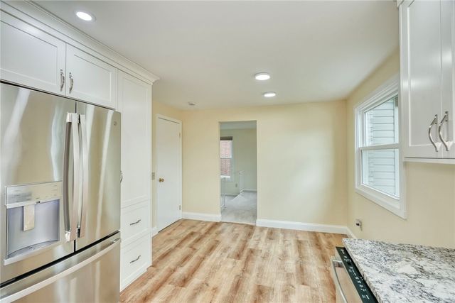 136 Chimney Hill Road, Greece, NY 14612