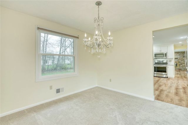 136 Chimney Hill Road, Greece, NY 14612