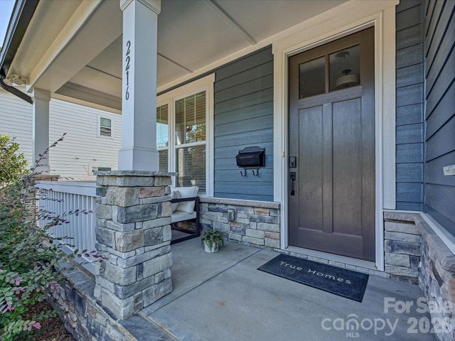 2216 Catalina Avenue, Charlotte, NC 28206
