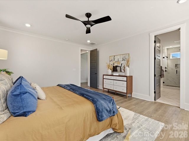 2216 Catalina Avenue, Charlotte, NC 28206