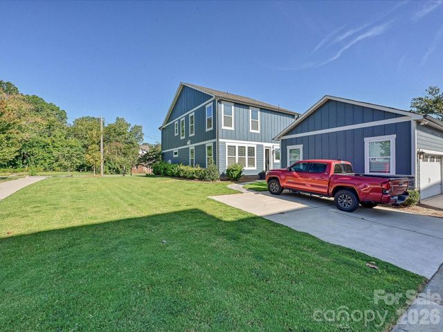 2216 Catalina Avenue, Charlotte, NC 28206