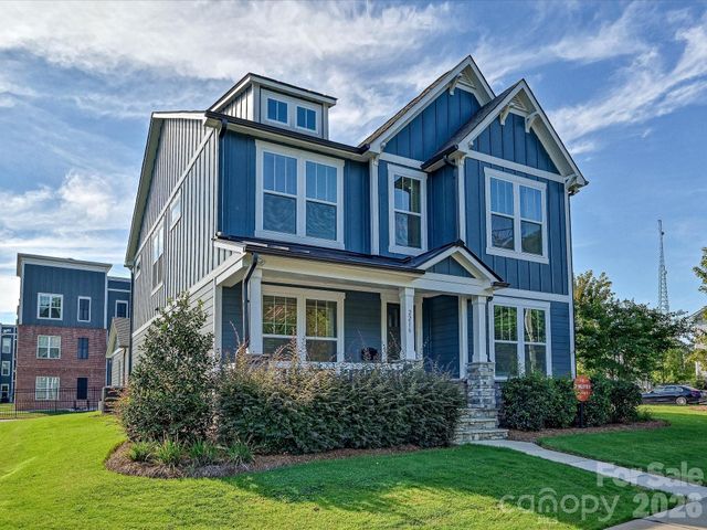 2216 Catalina Avenue, Charlotte, NC 28206
