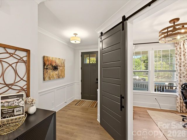 2216 Catalina Avenue, Charlotte, NC 28206