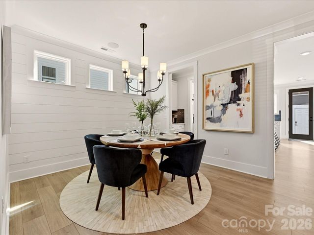2216 Catalina Avenue, Charlotte, NC 28206