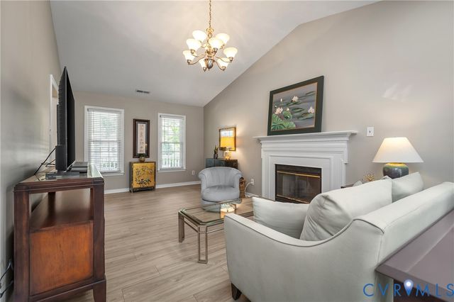 9301 Timber Hollow Ct, Henrico, VA 23060