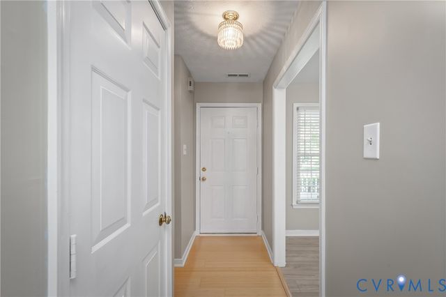 9301 Timber Hollow Ct, Henrico, VA 23060
