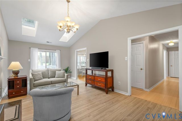 9301 Timber Hollow Ct, Henrico, VA 23060