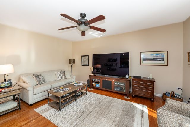 11525 Windsor Court, Huntley, IL 60142