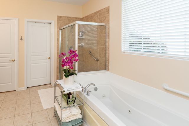 11525 Windsor Court, Huntley, IL 60142