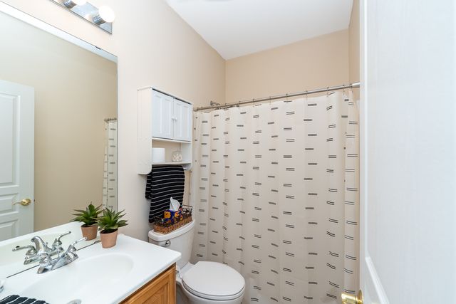 11525 Windsor Court, Huntley, IL 60142