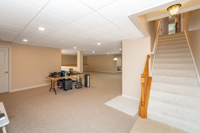 11525 Windsor Court, Huntley, IL 60142