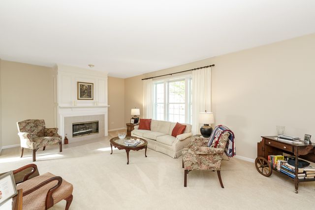 11525 Windsor Court, Huntley, IL 60142