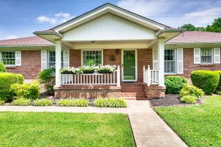 411 Tremont Dr, Murfreesboro, TN 37130