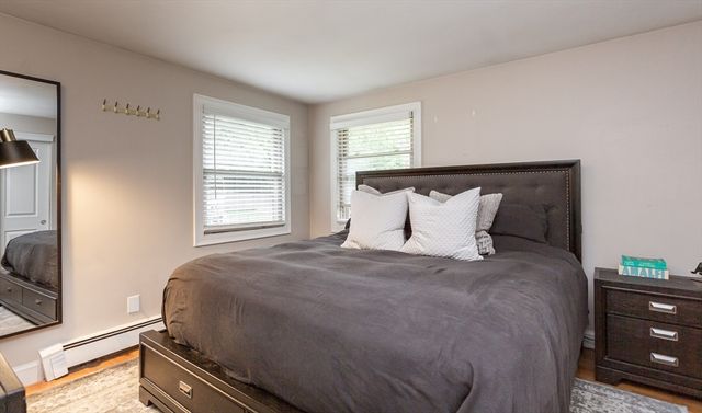 56 Harcourt Ave, Lakeville, MA 02347
