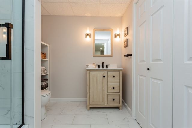 56 Harcourt Ave, Lakeville, MA 02347