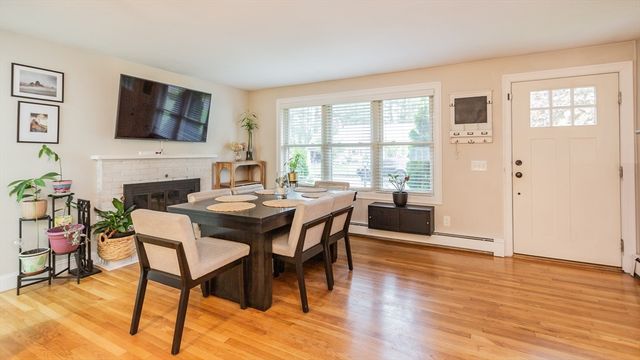 56 Harcourt Ave, Lakeville, MA 02347
