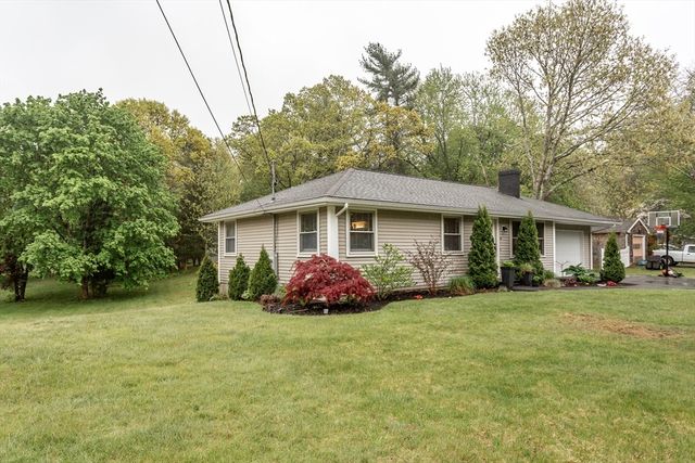 56 Harcourt Ave, Lakeville, MA 02347