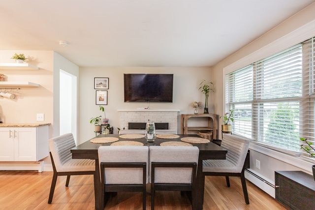 56 Harcourt Ave, Lakeville, MA 02347