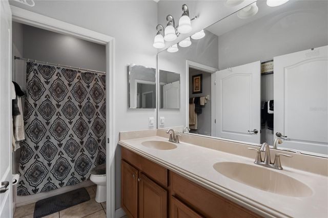 2317 CROSSTON CIRCLE, Orlando, FL 32824