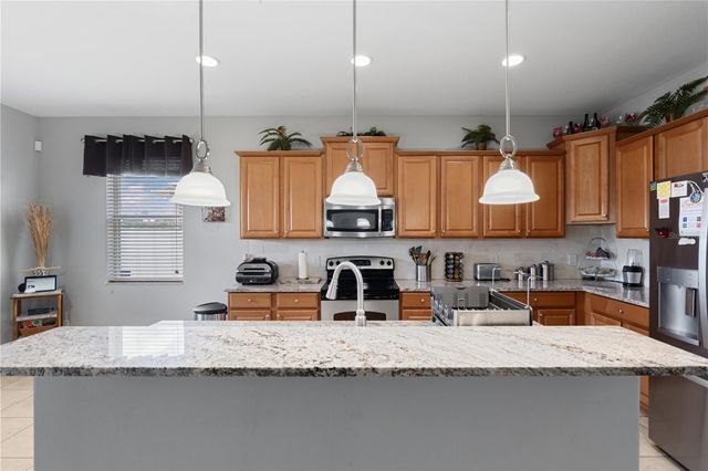 2317 CROSSTON CIRCLE, Orlando, FL 32824