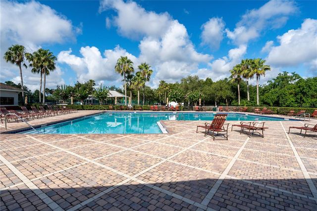 2317 CROSSTON CIRCLE, Orlando, FL 32824