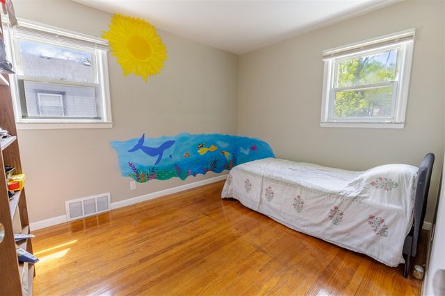 23636 Beverly Street, Saint Clair Shores, MI 48082