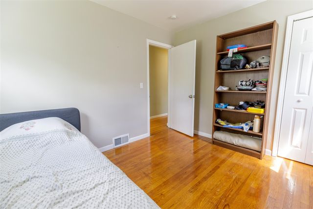23636 Beverly Street, Saint Clair Shores, MI 48082
