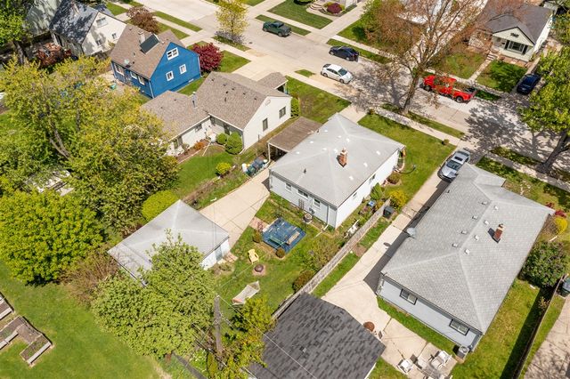 23636 Beverly Street, Saint Clair Shores, MI 48082