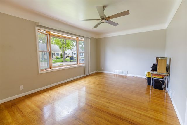 23636 Beverly Street, Saint Clair Shores, MI 48082