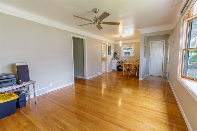 23636 Beverly Street, Saint Clair Shores, MI 48082