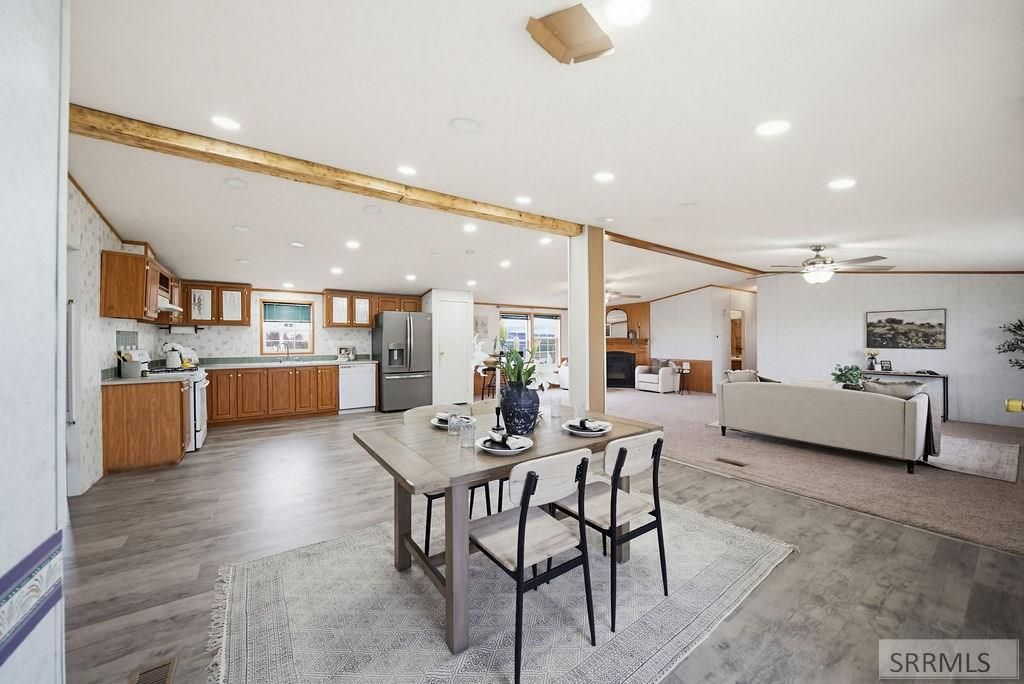 Image 16 of property listing at 4230 E 100 N, Rigby, ID 83442