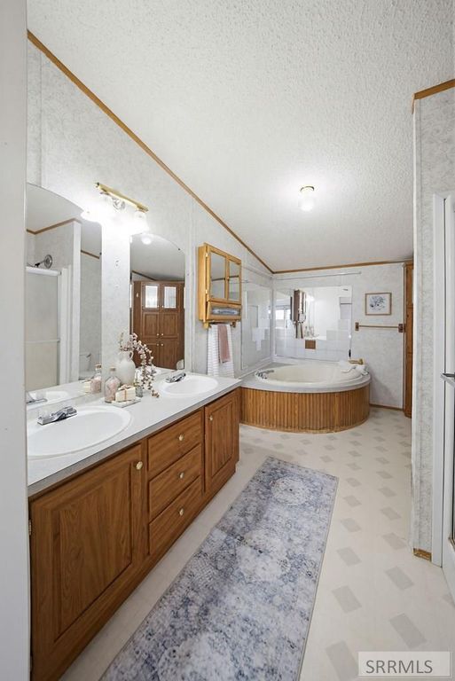 Image 23 of property listing at 4230 E 100 N, Rigby, ID 83442