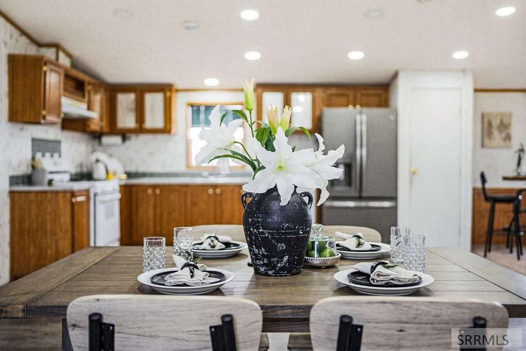 Image 3 of property listing at 4230 E 100 N, Rigby, ID 83442