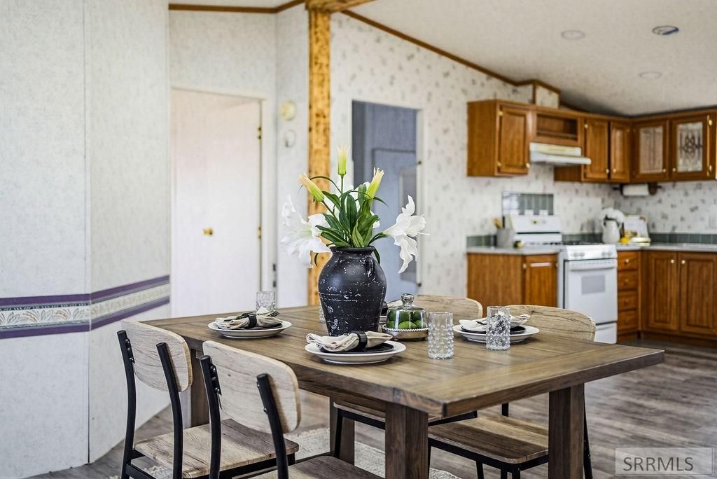 Image 4 of property listing at 4230 E 100 N, Rigby, ID 83442