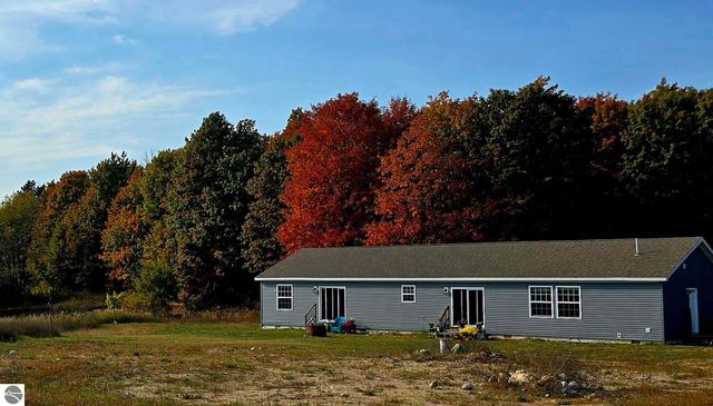 303 Westwood Road, Nw, Alden, MI 49612