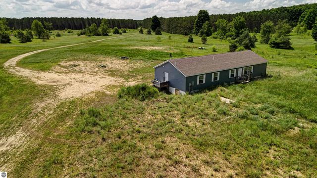 303 Westwood Road, Nw, Alden, MI 49612