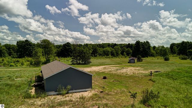 303 Westwood Road, Nw, Alden, MI 49612