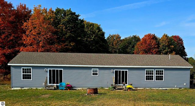 303 Westwood Road, Nw, Alden, MI 49612