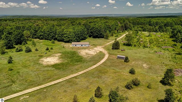 303 Westwood Road, Nw, Alden, MI 49612