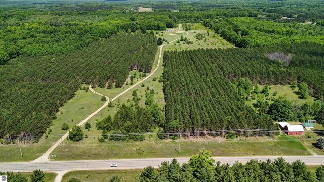 303 Westwood Road, Nw, Alden, MI 49612