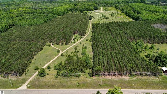 303 Westwood Road, Nw, Alden, MI 49612