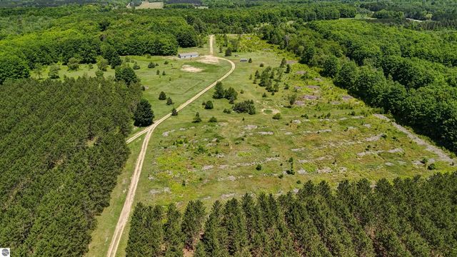 303 Westwood Road, Nw, Alden, MI 49612