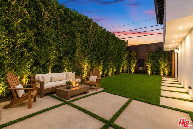 328 Westbourne Drive, West Hollywood, CA 90048
